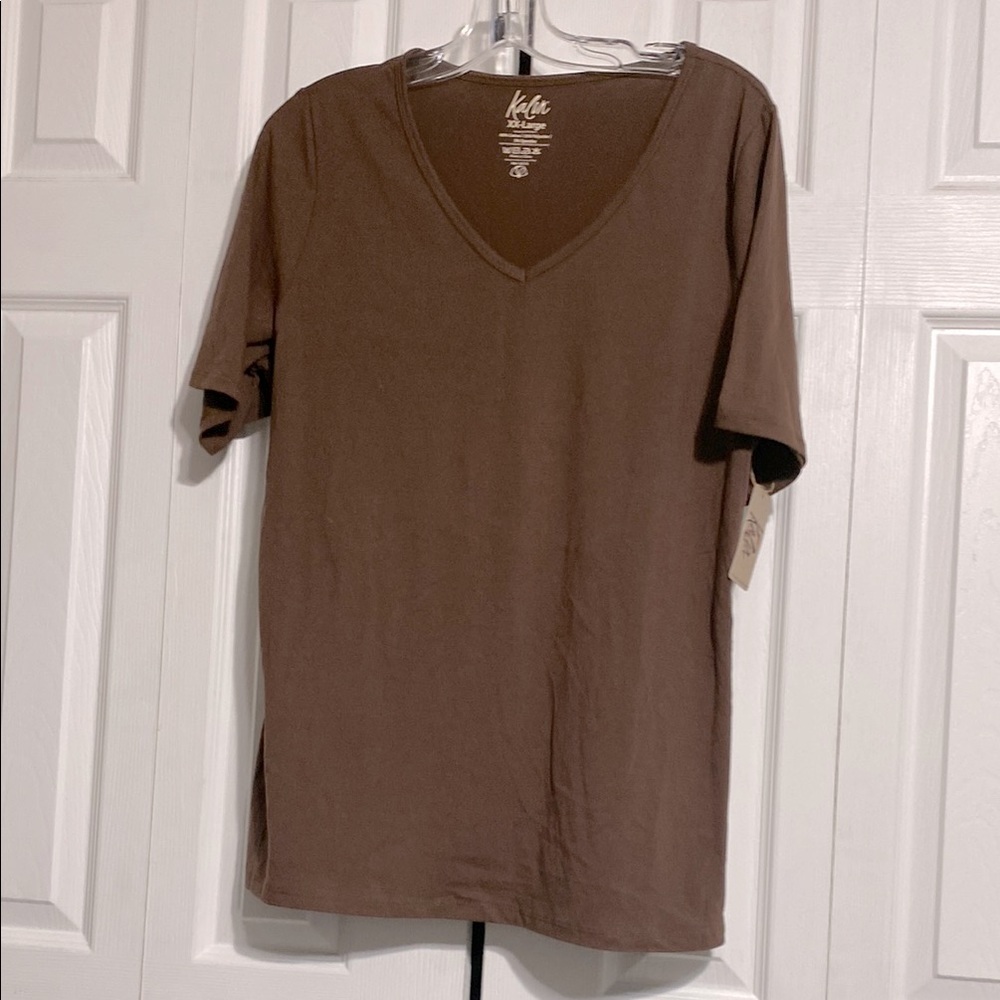 Kalin NWT Brown V-Neck T-Shirt size XXL